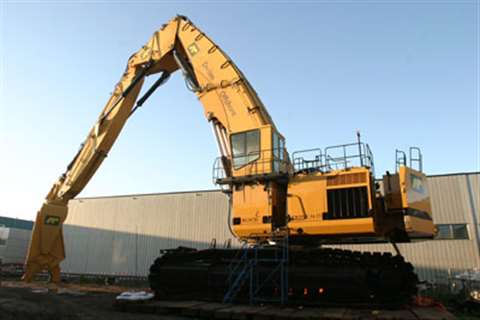 AF Decom's 34 m high reach is now ready for certification testing at Rusch's Amsterdam factory