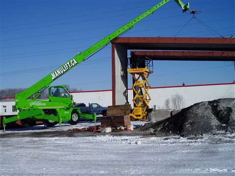 Manulift has inked an exclusive deal with Mazergroup to distribute Merlo products in Manitoba, Canad
