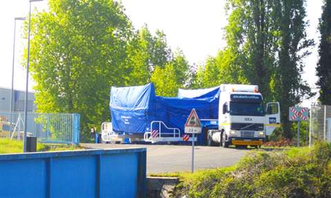 Components from an A 330/340, A 350 and A380 Airbus have been moved with help from a model MDEL from