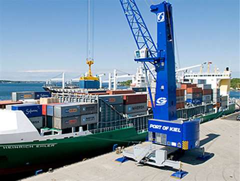 Capacity of the Model 7 mobile harbour crane from Terex Port Solutions is up to 150 tonnes