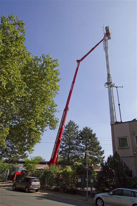Gerkan's Ruthmann T 720 upgrading a mobile phone mast in Germany 
