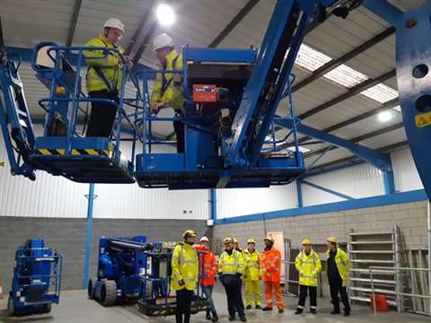 Nationwide Platforms helps HSE's mechanical inspectors get to grips with mid-air rescue procedures