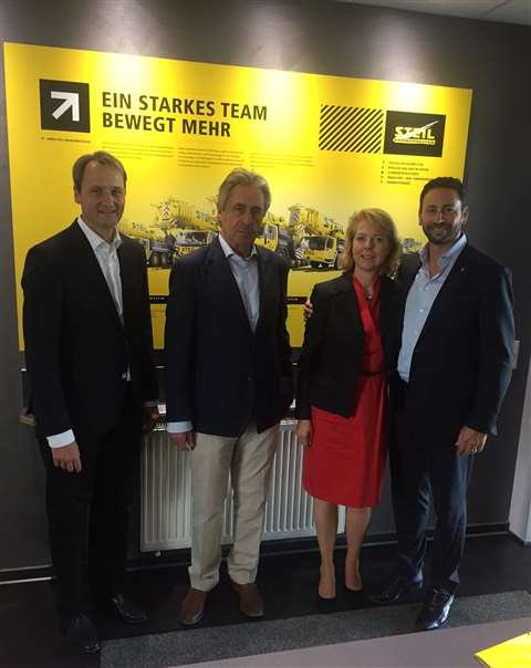 Steil buys Demag AC 1000-9