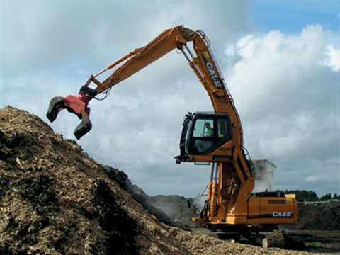 The Case CX240B MH material handler is one of the first fruits of its CSX operation