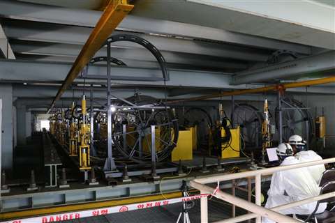 Photo 1 skyffolding showing enerpac strand jacks low res