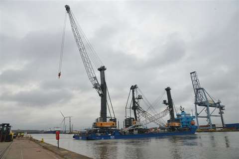 The Port of Tilbury has taken delivery of a Liebherr LHM 550
