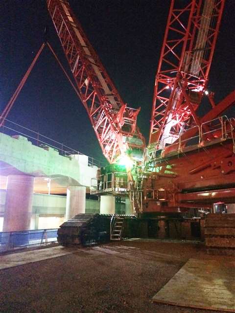 MLC650 crawler crane from Manitowoc 