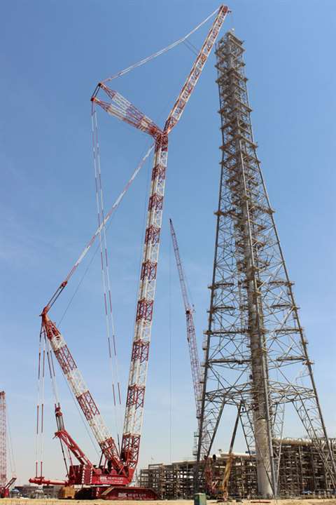 The CC 8800-1 installs a flare stack at an oil facility in Yanbu, Kingdom of Saudi Arabia
