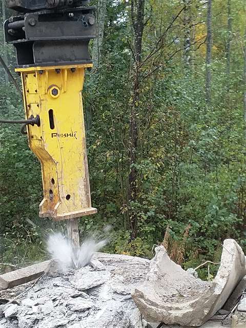 Green Attachments products at demolition site, Helsinki, Finland