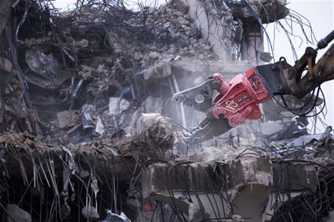 LA BOUNTY Multi jaw web index