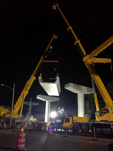 Mamut de Colombia will lift 1640 concrete beams into place by the end of 2018