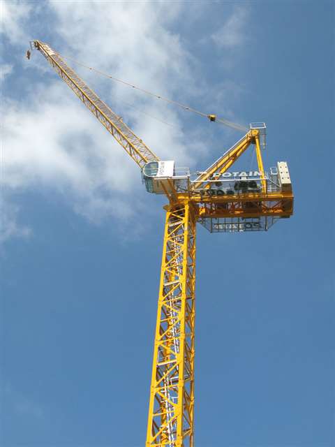 Manitowoc Potain MCR 160 luffing jiob tower crane