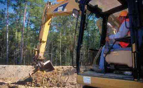 Trimble's new version of its SiteVision GPS system can control tilt bucket excavator jobs.