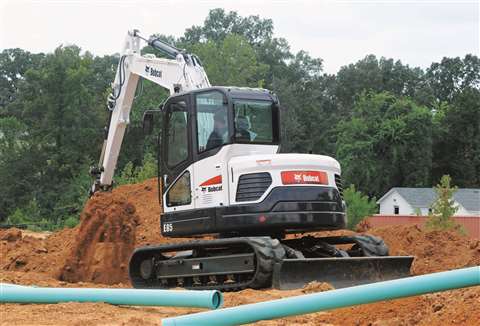 Bobcat_E85_Trenching_at_Construction_Site