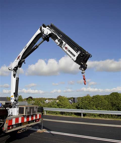 Imt articulating crane 610