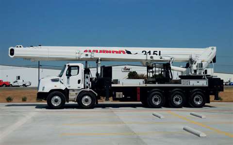 Sideview of the Skybird 215I showing the insulated, telescopic upper boom.