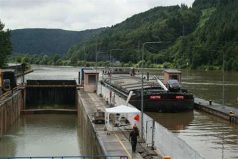 The twin locks at Guttenbach on the River Neckar in Germany where Aquajet equipment is being used fo