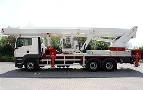 Grúas Romaní's Ruthmann SteigerT 540.