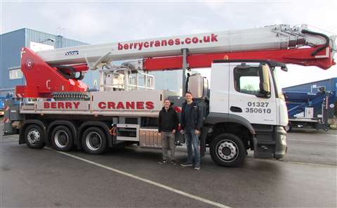 The new Böcker AK 52 truck crane for Berry Cranes