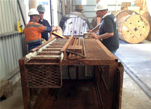 Alimak Hek carries out refurbishment on an old elevator car from Ocean Apex