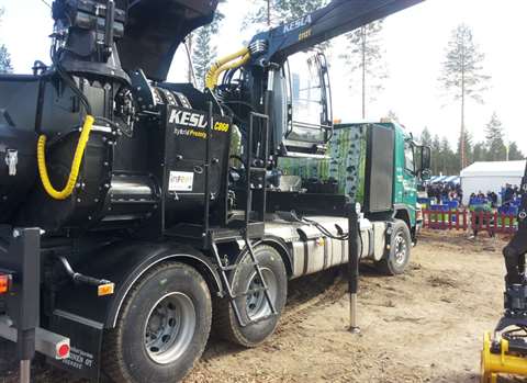 The new hybrid Kesla C860 wood chipper