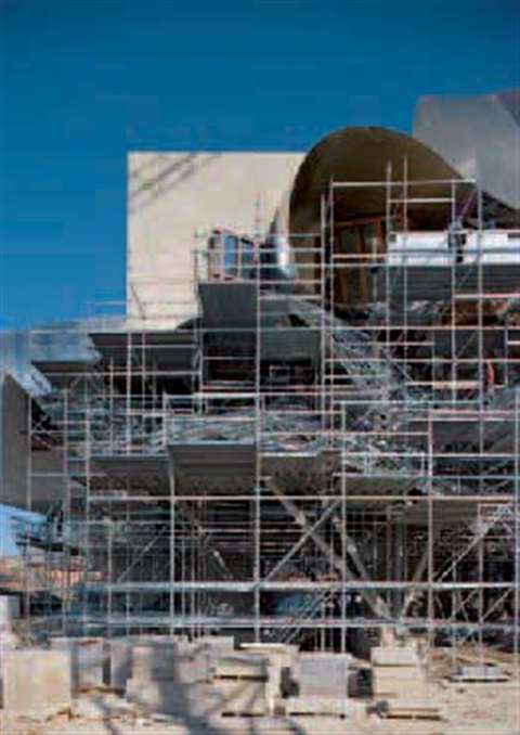 Frank Gehry designed the new luxury Hotel Marques de Riscal in Elciego, Spain. Peri provided its UP 