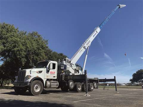 The Manitex TC600 with optional lattice jib