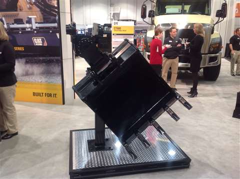Caterpillar unveiled its first hydraulic tilting coupler at the exhibition. 