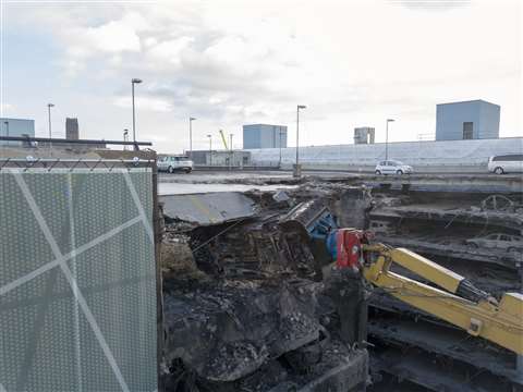 20 CONTRACT UNDER $1m Howard Stott web