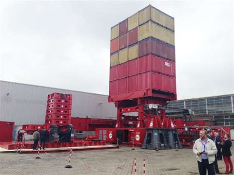 Mega Jack 800 (left) with Mega Jack