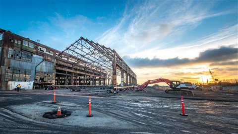 Mammoet used Holland dollies to relocate the building