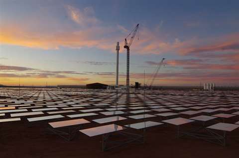 Mirrors at the Sundrop Farms project and the Marr Contracting M1280D Favco