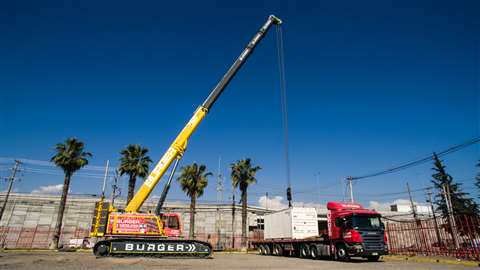 Chilean crane rental company takes delivery of grove ghc130 telescoping crawler crane