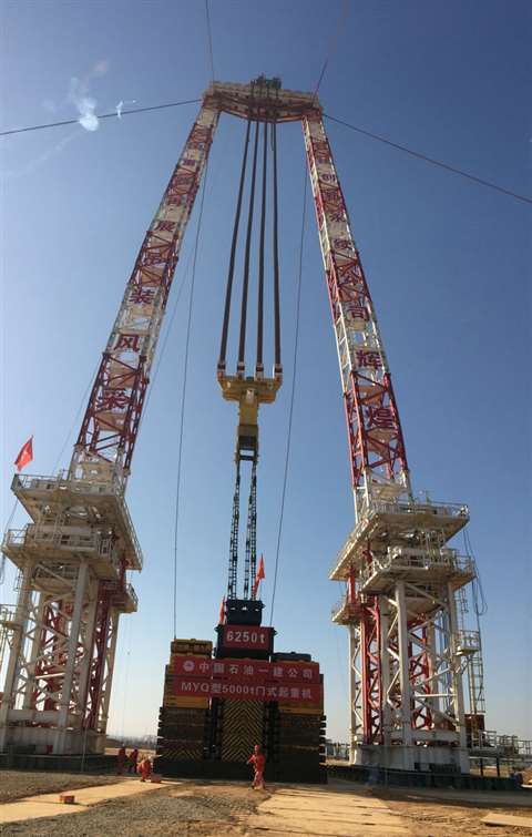 Dorman Long Technology's 5,000 tonne capacity MYQ5000 modular lifting system completed a 125% overlo