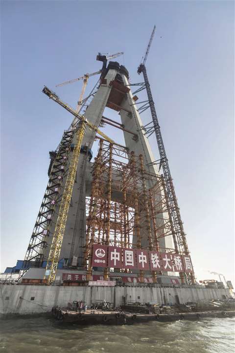 Shanghai-Nantong_Yangtze_River_Bridge_2-