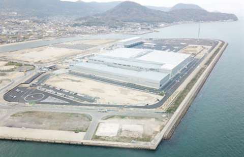 Tadano's new factory in the Kaozai district at the port of Takamatsu in Japan