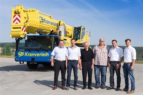 From left to right: Christoph Kleiner (Liebherr-Werk Ehingen), Karl Engeser, Karl Engeser sen., Pete