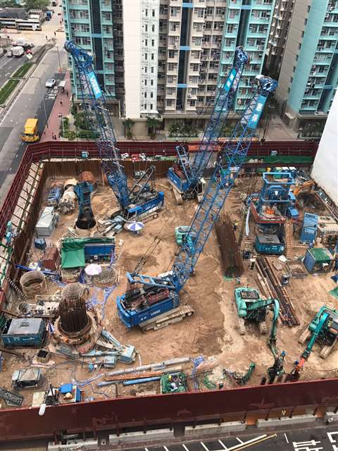liebherr-HS 885 HD-HS 8130 HD-Hongkong-1