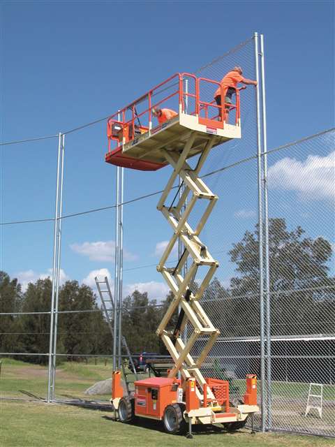 Kennards Hire - Scissor Lift