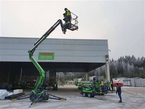 A Leguan Lift access platform at Liftexperten