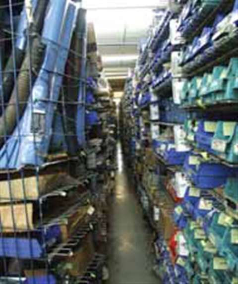 In its warehouse, the company installed a carousel for easy access to parts and components. There ar