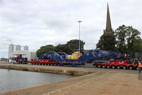 The Scheuerle STB 550 Girder Bridge has a 5:2 payload to deadweight ratio. During the project it was