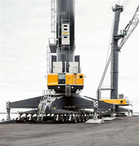 liebherr-liup-crane-driver-elevator-mobile-harbour-cranes