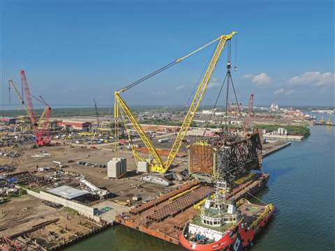 liebherreseasalr13000tampicomotiv02300dpi_341272