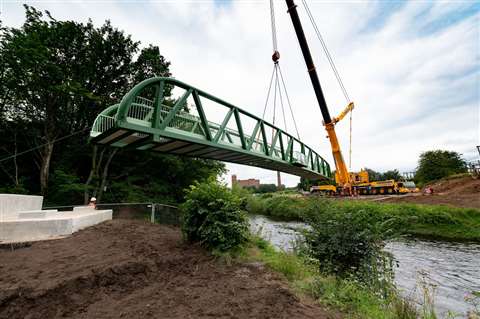 Liebherr LTM1750-9.1 used to install bridge