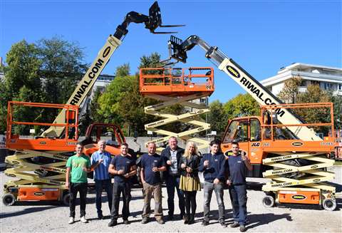 Team Riwal Slovenia (4th from R is Jon Tanjik, Riwal Country Manager Croatia & Slovenia)